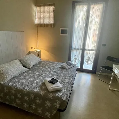 Nocleg ze śniadaniem Aurora 3*
